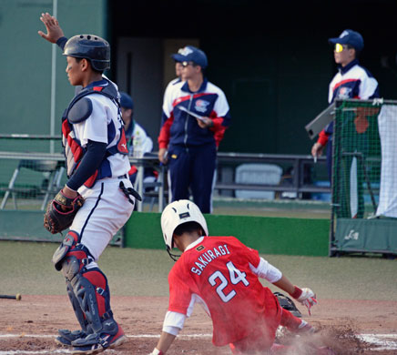 女子U15日本代表が加減夢華の適時二塁打で先取点！